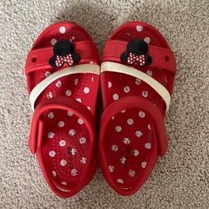 Minnie Crocs Sandals